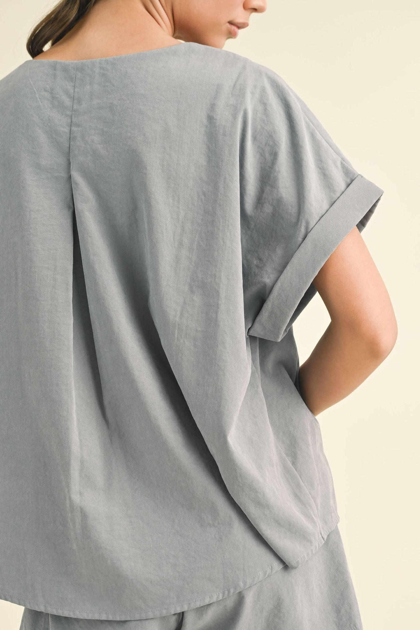 RELAXED FIT TOP AND SHORTS TWO PIECE SET