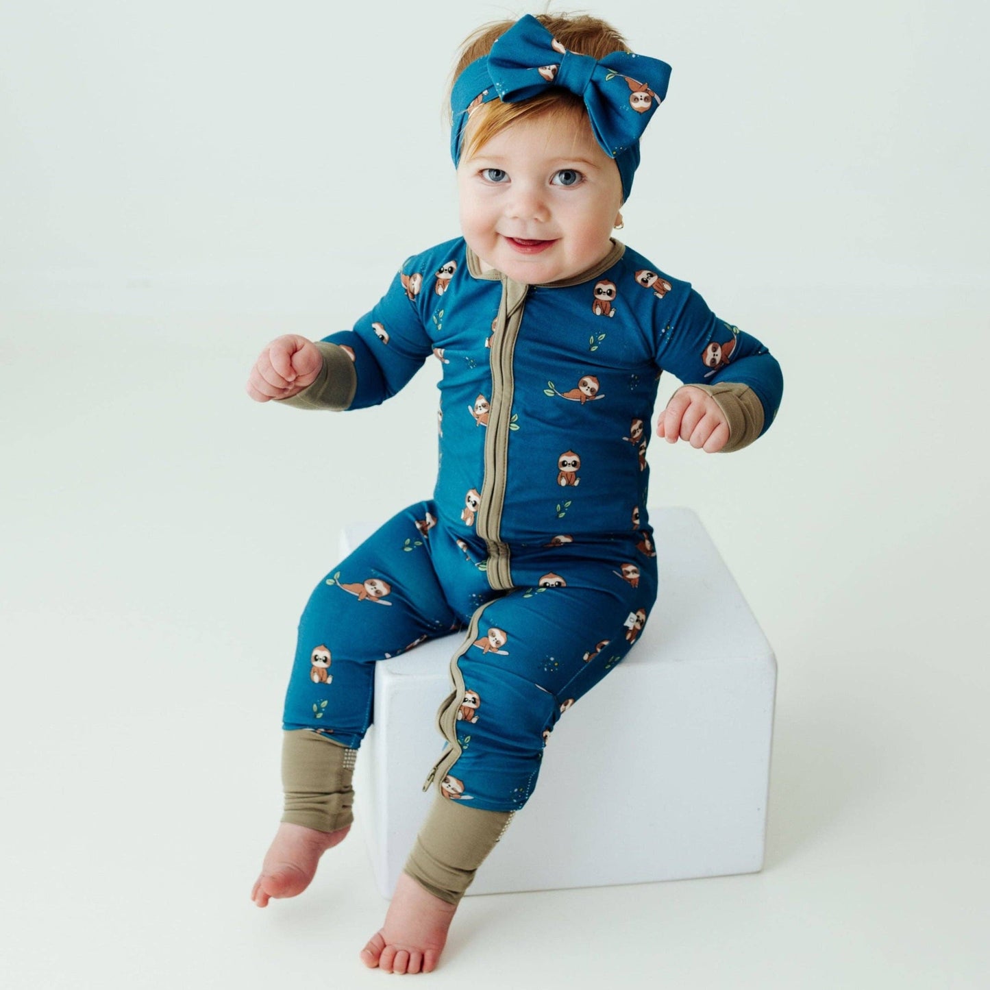 Bamboo Sleeper in Sleepy Sloth – Playful & Cozy