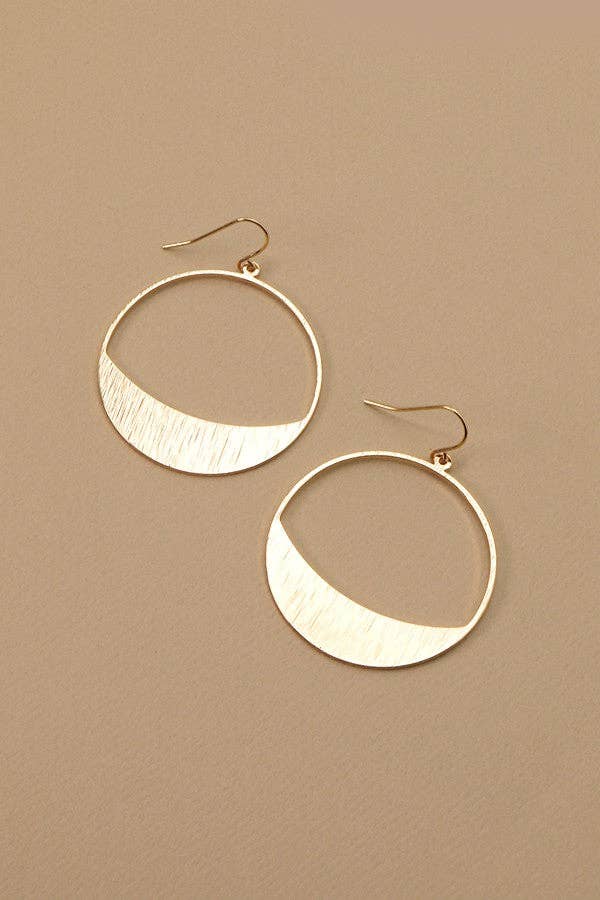 ETCHED HALF MOON DROP EARRINGS |