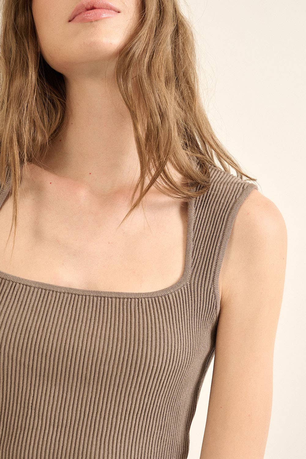 Shaper Fit Solid Ribbed Knit Cropped Tank Top