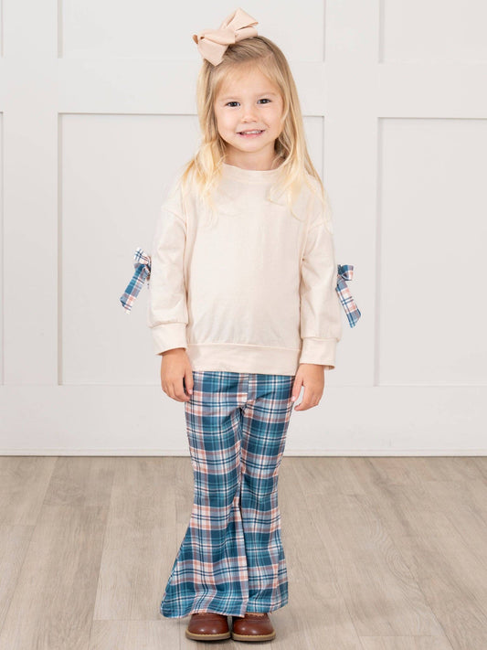 Pretty in Plaid Bow Outfit