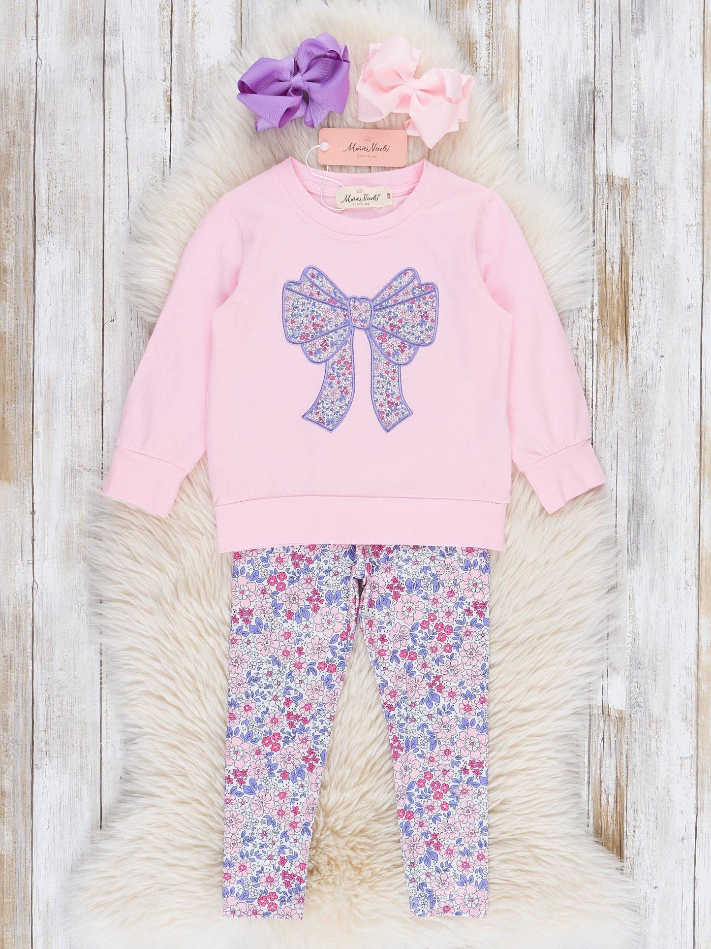 Delicate Flower Bow Outfit