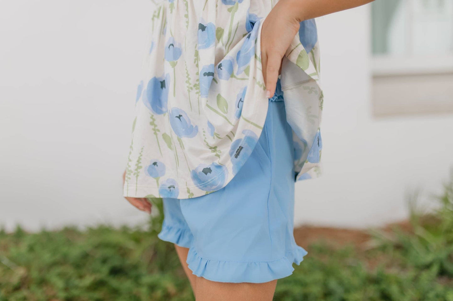 Girls Periwinkle Floral Ruffle Pocket Summer Short Set