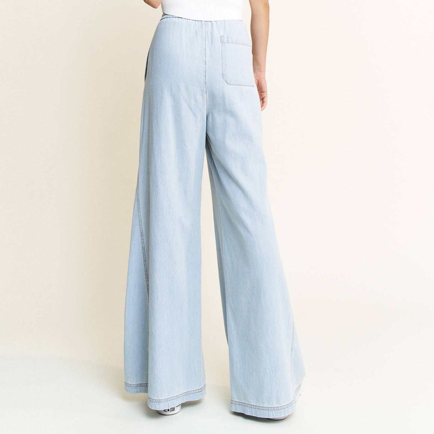LIGHT DENIM ULTRA SOFT WIDE LEG JEAN PANTS-