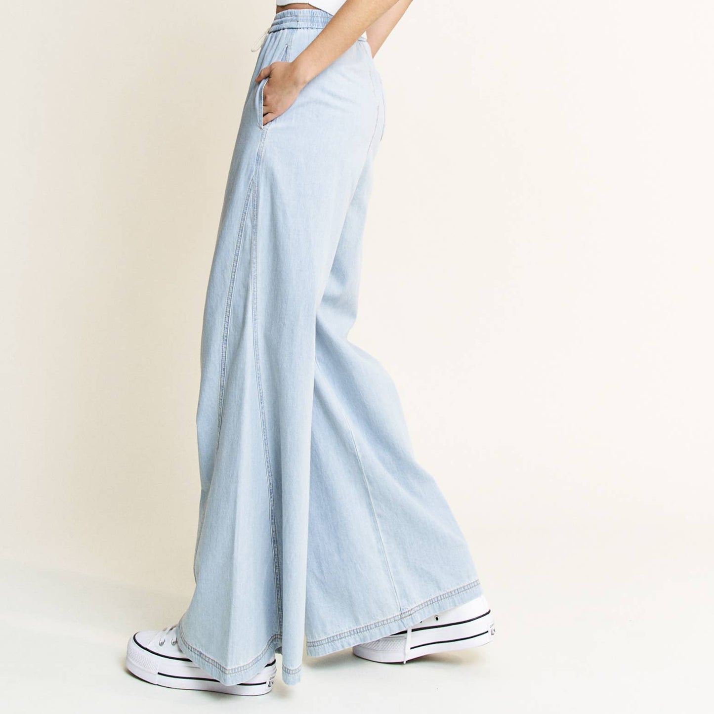 LIGHT DENIM ULTRA SOFT WIDE LEG JEAN PANTS-
