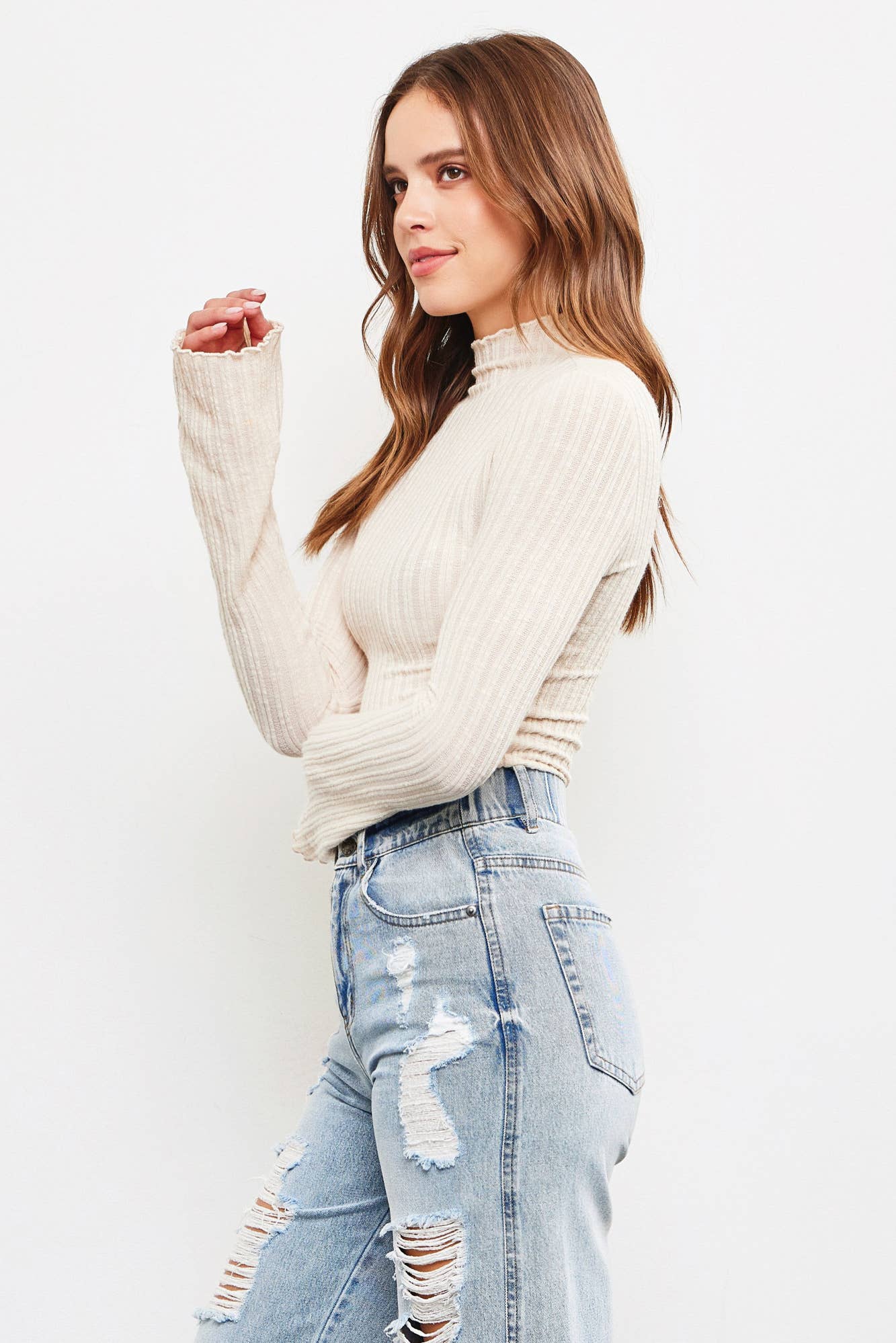 HIGH NECK KNIT SWEATER