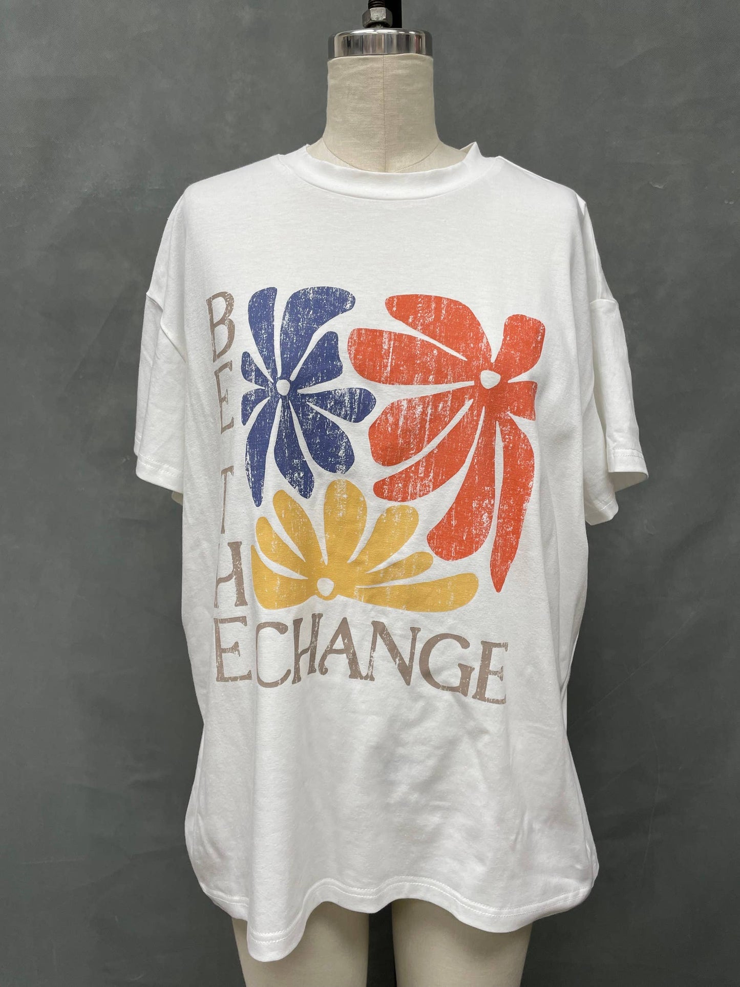 BE THE CHANGE GRAPHIC T-SHIRT