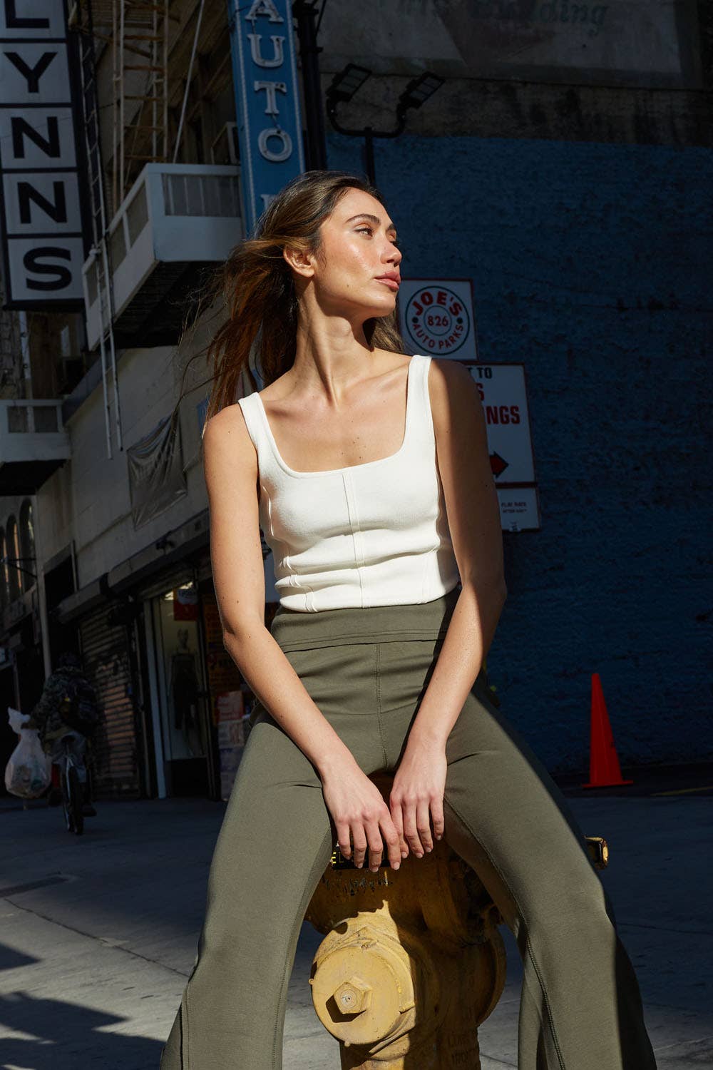 Shaper Fit Scoop Neck Rib Knit Tank Top