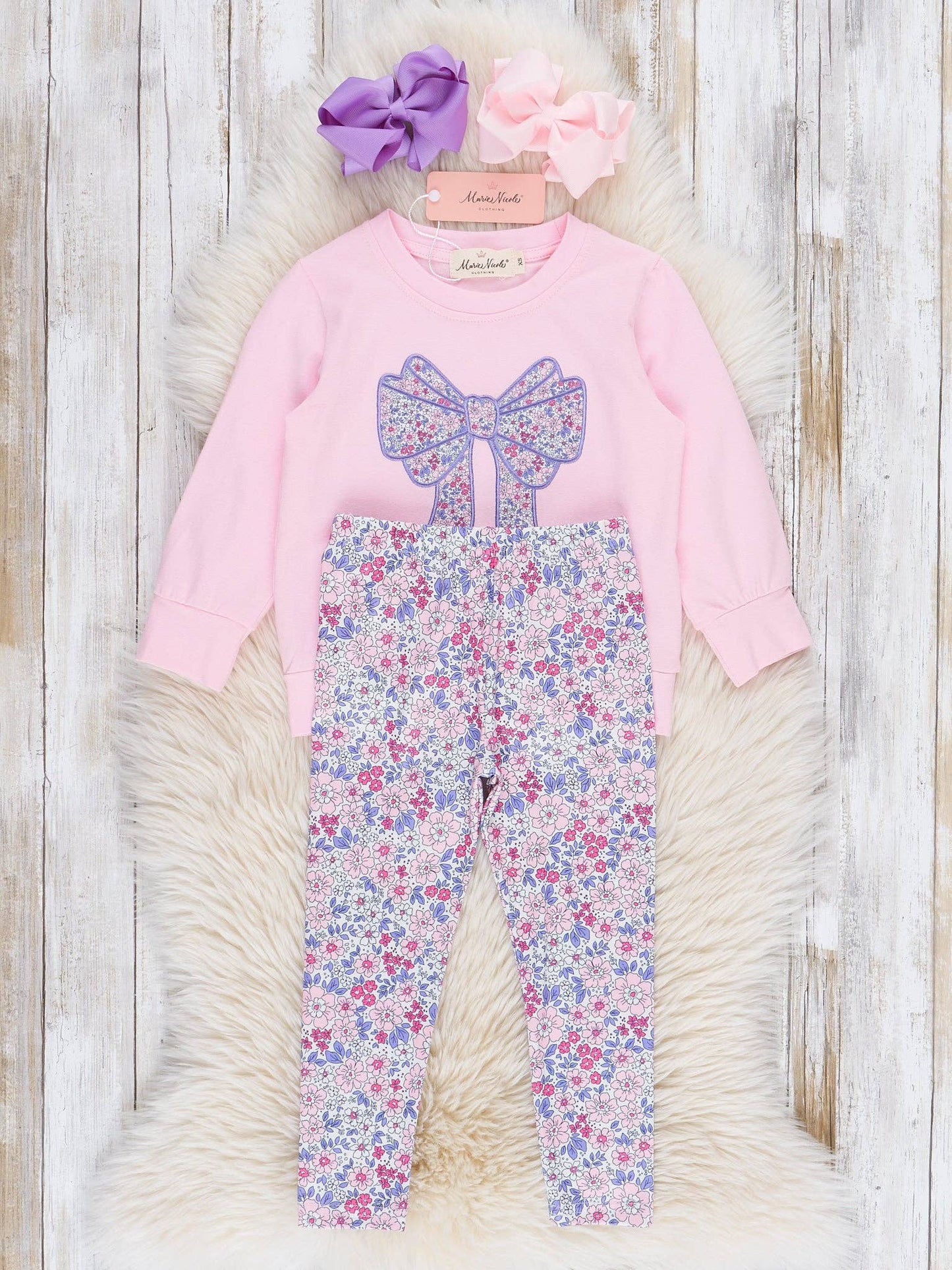 Delicate Flower Bow Outfit