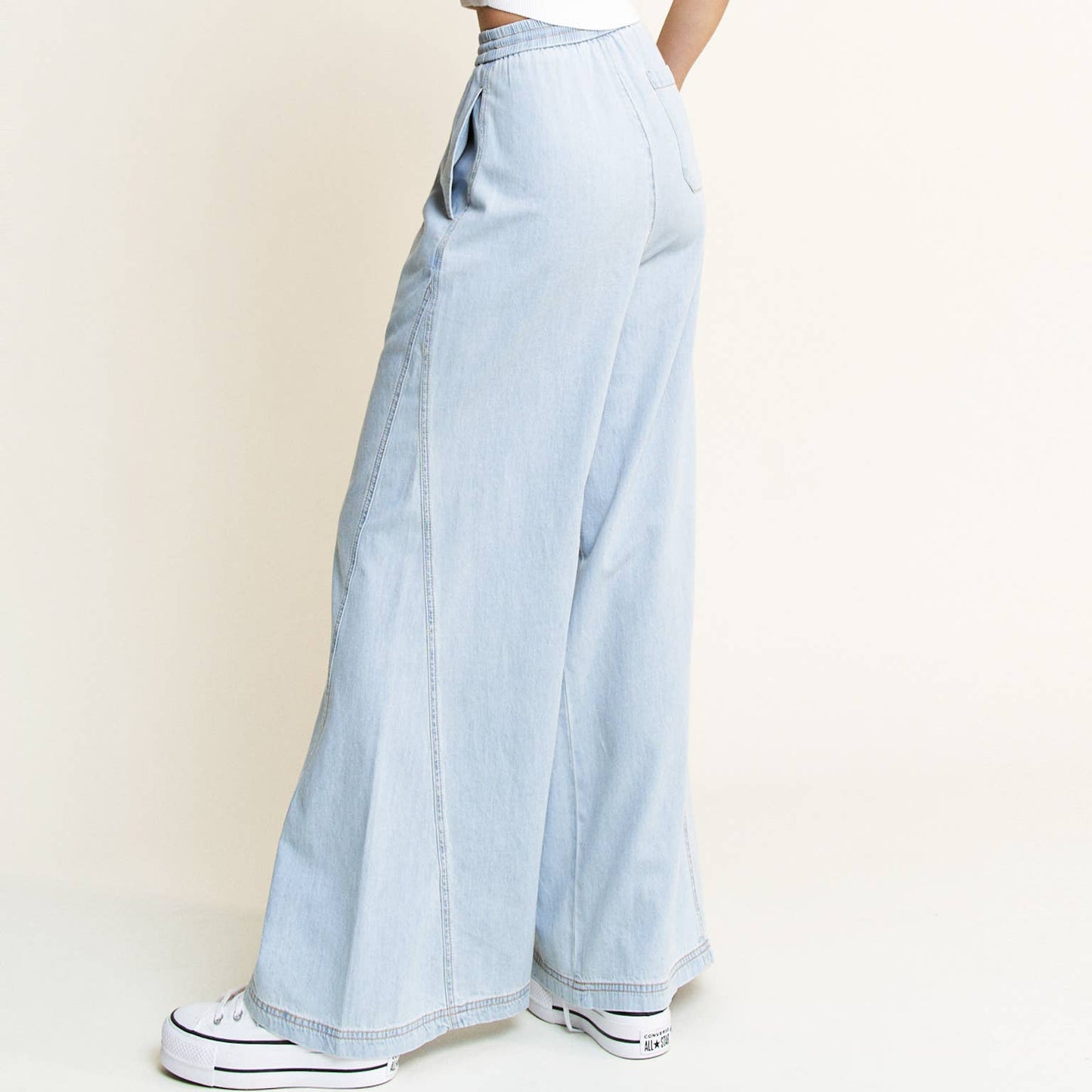 LIGHT DENIM ULTRA SOFT WIDE LEG JEAN PANTS-